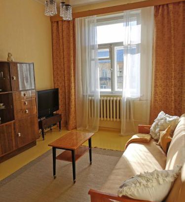 Luganuse Apartamento | Nostalgic Retro Apartment