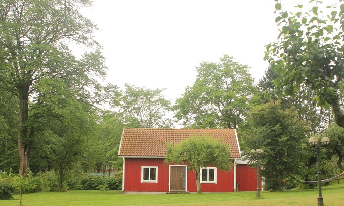 Mariestad Cabaña | i närheten från Vänern på landet