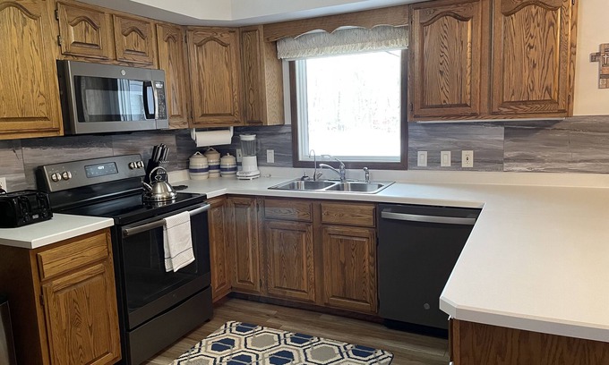 Devils Lake Casa | Not just a place to stay -- a VACATION house!