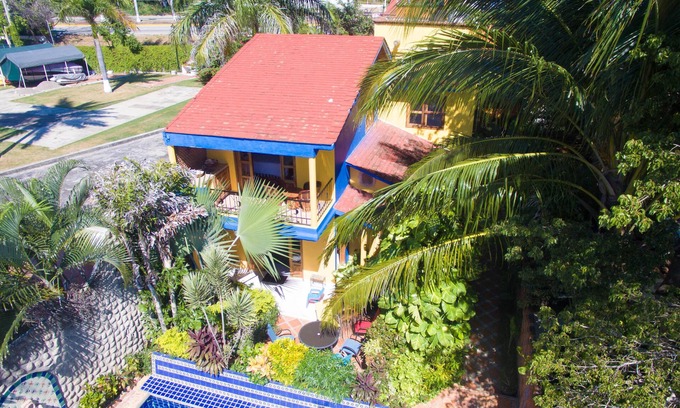 Bucerias Villa | No 'cerca de' la playa. No 'opinión de la playa'. Estamos en la playa!