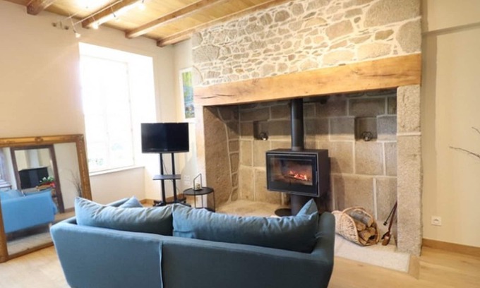 Labesserette Casa | Notre Maison de Famille 2 ou 4 Personnes 3 Gîtes de France Cantal