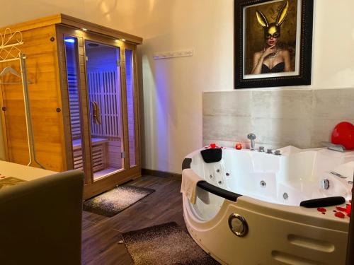Fornovo di Taro Casa | Notte Rosa Suites & Relax