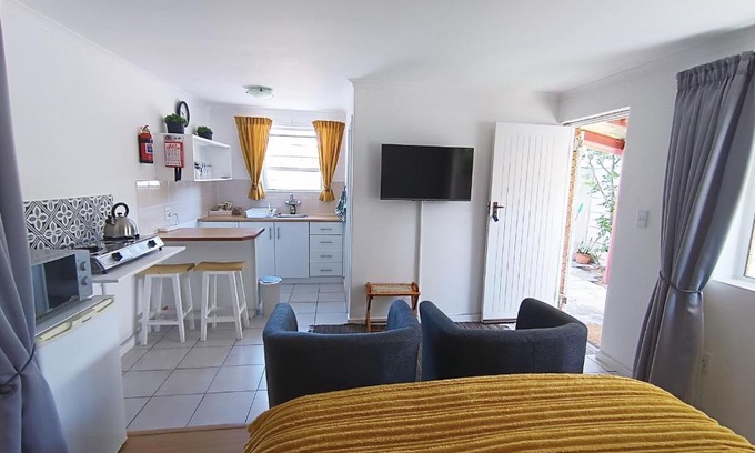 Parklands Apartamento | NoulAnouk's Corner - Peaceful Studio