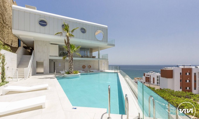 Fuengirola Apartamento | Nova | Atico con piscina en Fuengirola