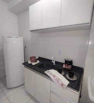 Alexandra Apartamento | Novo, Com Ar Condicionado, Internet, Lavanderia e Garagem, 10 min do centro, 15 min das Praias