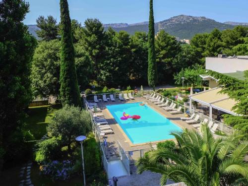 Saint-Menet Hotel | Novotel Marseille Est Porte d'Aubagne
