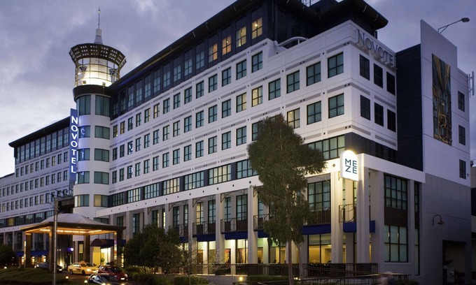 Glen Waverley Hotel | Novotel Melbourne Glen Waverley