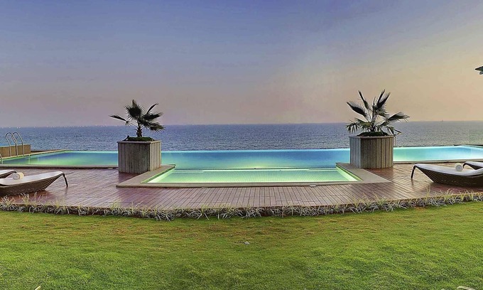 Visakhapatnam Hotel | Novotel Visakhapatnam Varun Beach Hotel