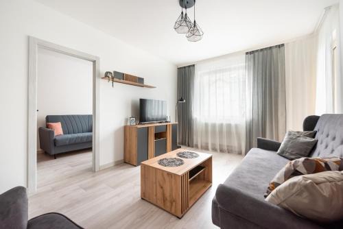 Bialoleka Apartamento | Nowodwory Cosy Apartment by BookingHost