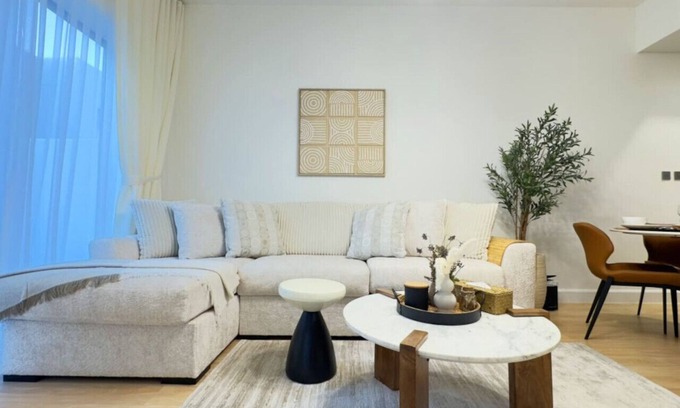 Abu Dhabi Apartamento | Noya Retreat: Contemporary 4BR Sanctuary