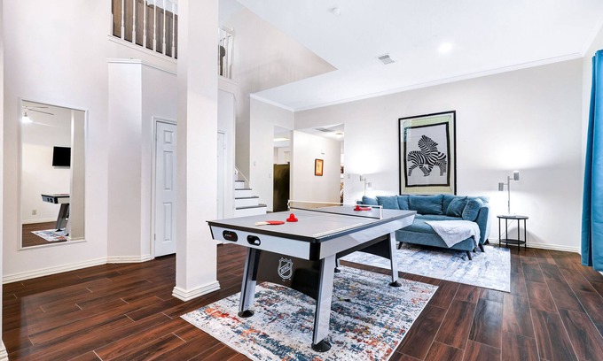 San Antonio Casa | Nr Sea World | Games | WiFi | BBQ | Yard | Pet Ok