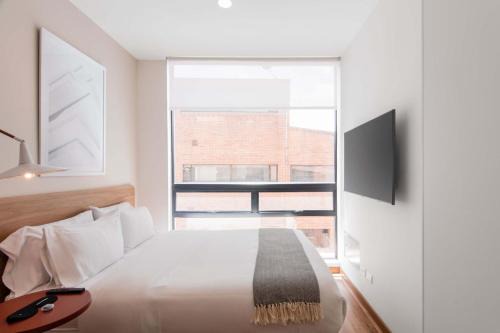 Chico Apartamento | Nuevecuatro by Wynwood House