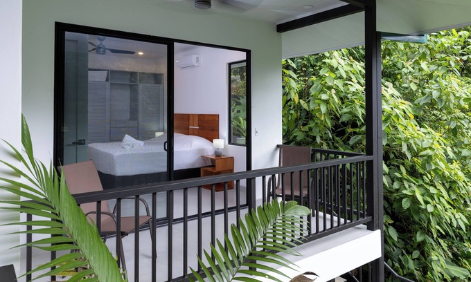 Portalon Casa | Nuevo Bungalow con Vista al Rio/Naturaleza/cerca de la playa