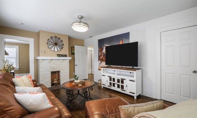 Fort Worth Casa | Number #1 Place Stay to Enjoy Downtown Fort Worth