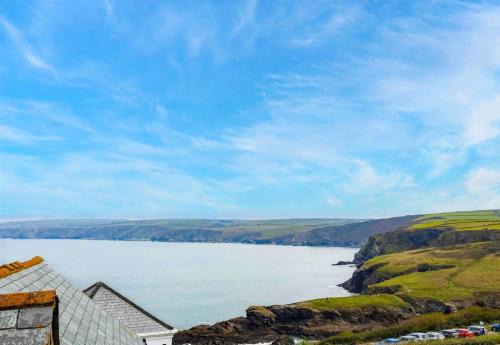 Port Isaac Casa | Number 9, Port Isaac Bay Holidays