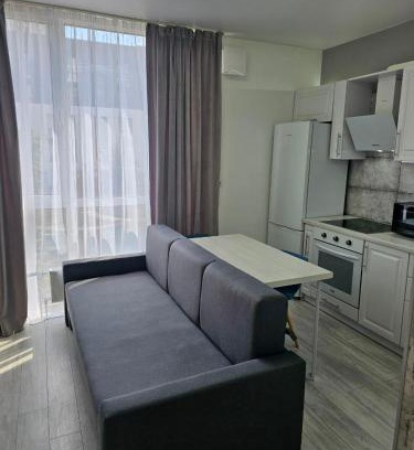 Shevchenkivs'kyi District Apartamento | Nyvky Like Home - Файна Таун із сезонним басейном - Кв 6 низький поверх