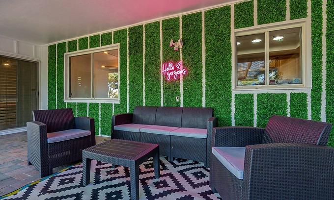 Park Lane Casa | O.T Scottsdale Game House Pop-A-Shot-bball/PingPong