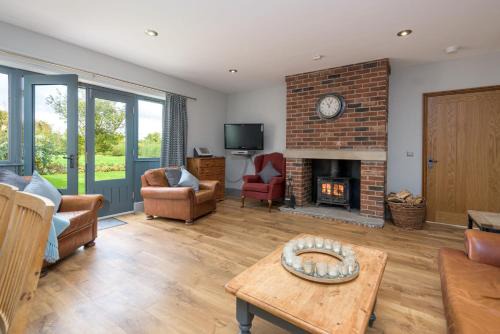 Frampton Casa | Oak Cottage