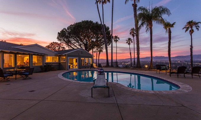 Sherman Oaks Casa | Oak Hills by AvantStay | Panoramic View, Pool, Spa