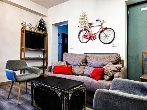 Leon Casa | Oak House Oakplacescom