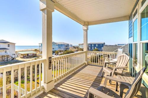 Long Beach Casa | Oak Island Escape with Saltwater Pool, Walk to Beach