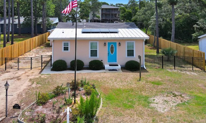 Yaupon Beach Casa | "Oak & Olive" 2 Bedroom 2 Bath PET FRIENDLY Home!
