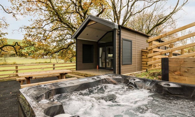 Crossgates Cabaña | Oak Tree View