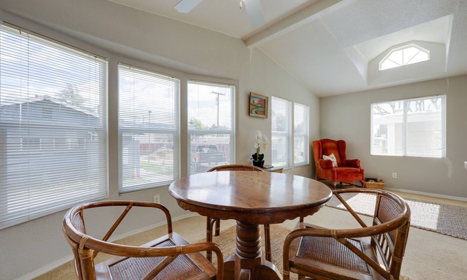 Oak View Casa | Oak View Home - Close to Beaches & Trails!