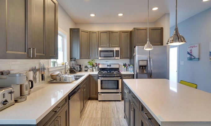 Downtown Oakland Apartamento | Oakland Vacation Rental ~ 14 Mi to San Francisco!