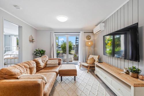 Torquay Apartamento | Oaklight on Truro - Steps to Torquay Beach and Dining