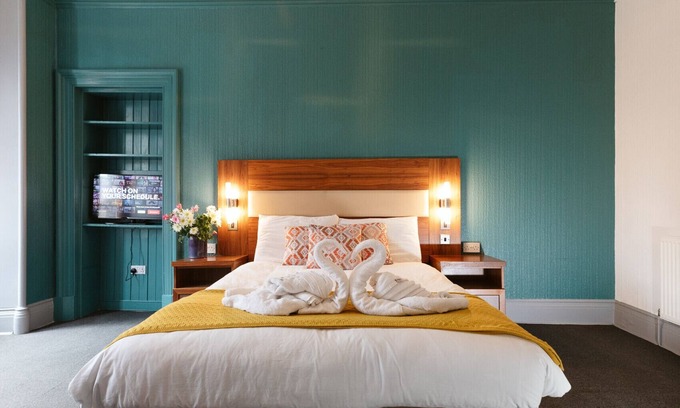 Paisley Cama Y Desayuno | Oakshaw Guesthouse - Cozy Double Room in a Central Location. Room 3