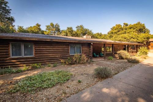 Nipomo Casa | Oakwood Lodge