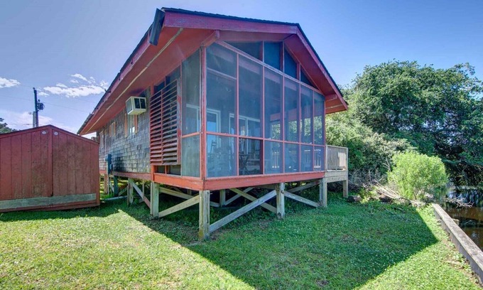 Ocracoke Cabaña | Oar House