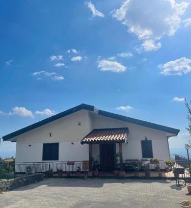 Belpasso Villa | Oasi Dell'Etna
