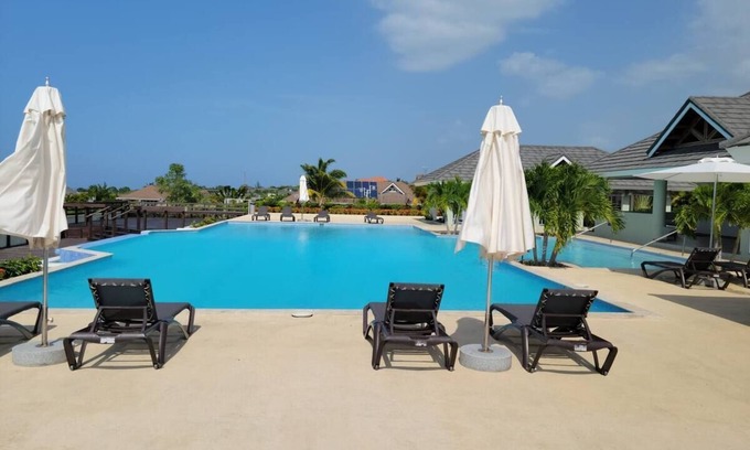St. Ann's Bay Apartamento | Oasis at The Palms