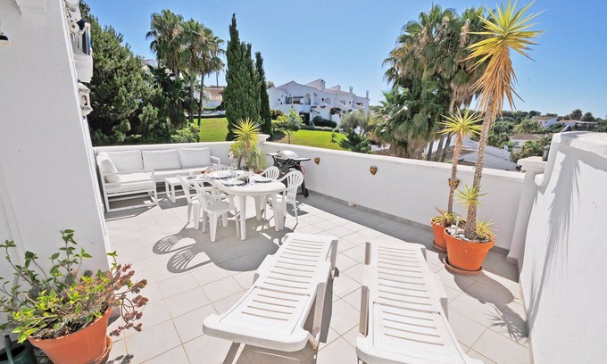 Oasis del Capistrano Apartamento | Nice Modern 2 Bedroom Apartment in Nerja, Oasis de Capistrano