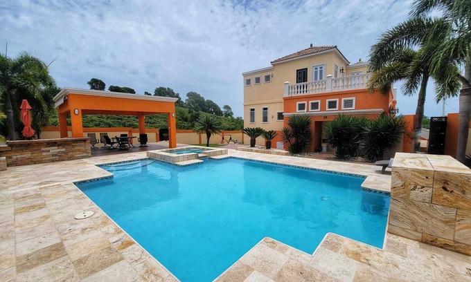 Membrillo Casa | Oasis Escape House. Paradise retreat. Private pool. 12 guests.