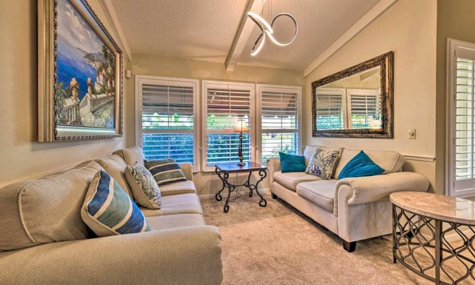 Palma Sola Casa | Oasis Garden Home near Ana Maria Island beaches and IMG Academy
