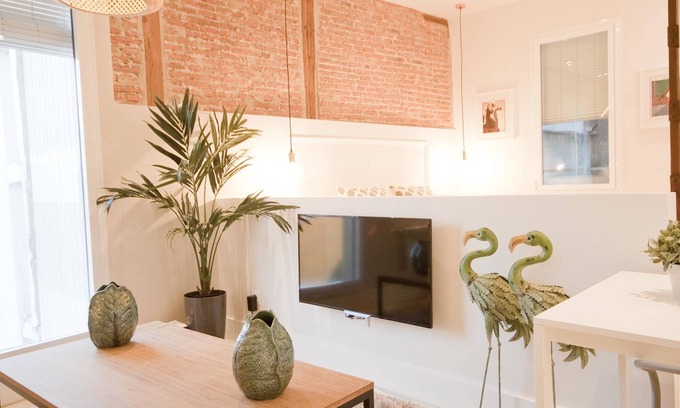 Golden Triangle of Art Apartamento | Oasis II: Lujo a pasos del Prado