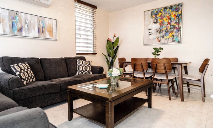 Bucana Apartamento | Bonito apartamento de 2 habitaciones con lavadero / paquete. Mascota amigable