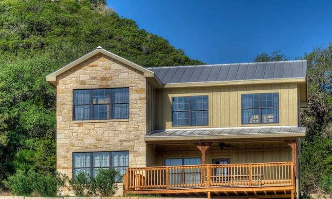 Concan Cabina | Oasis Lodge #3 on the Frio