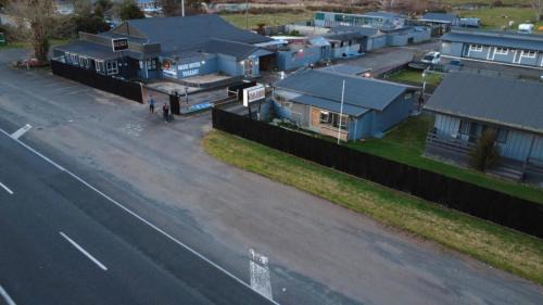 Tokaanu Hotel | Oasis Motel & Holiday Park Turangi