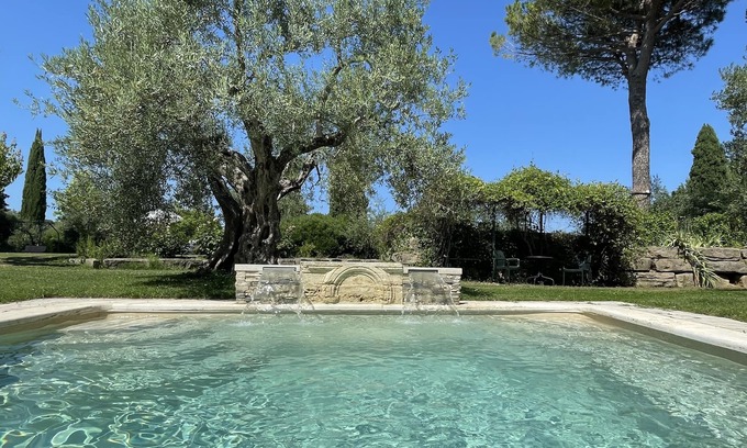 Perugia Apartamento | Oasis de paz en las afueras de Perugia, apt. en villa con jardín privado y piscina