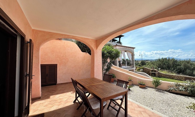 Olbia Apartamento | Oasis on two floors near Olbia