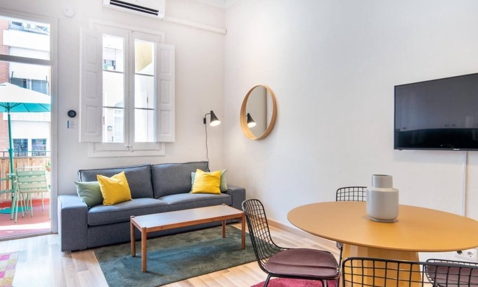 la Vila de Gracia Apartamento | Oasis con soleada terraza en el corazón de Gracia