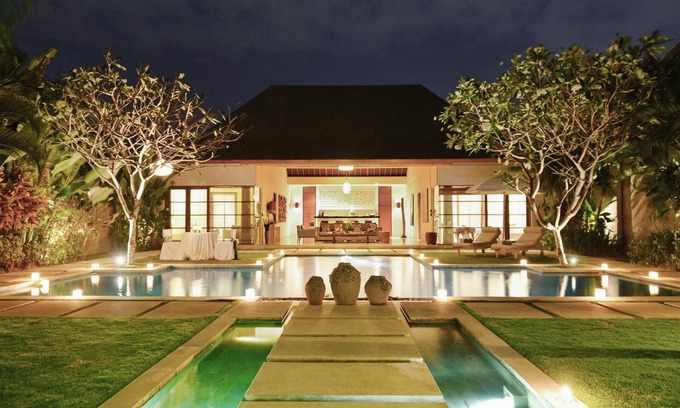 Laksmana Villa | OB10002 - 10 Bedroom Villa Complex in Seminyak