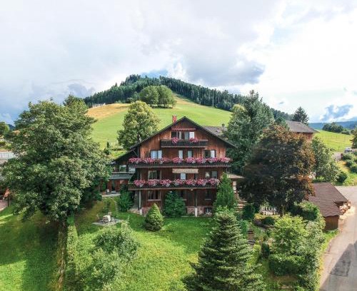 Baiersbronn Hotel | Oberdeisenhof Land- und Wanderhotel Garni