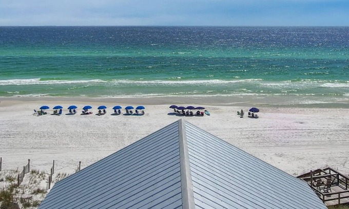 Chivas Bluff Condominio | Ocean Air Lower East Private Beach on 30A (BEACHFRONT)