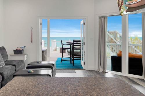 Chivas Bluff Apartamento | Ocean Air Lower West Private Beach Unit on 30A