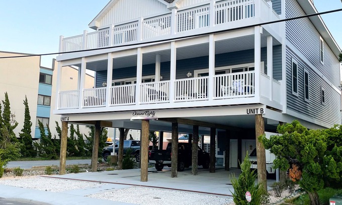 Midtown Ocean City Casa | Ocean block Townhouse with private pool and elevator